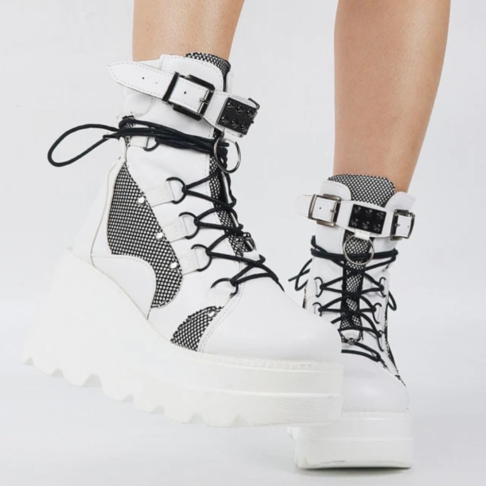 White Lace Up Platform Boots